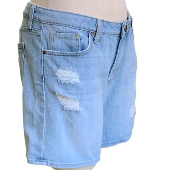 JBD Just Black Distressed Light Wash Denim Blue Jean Shorts Sz M #12M - Picture 3 of 8